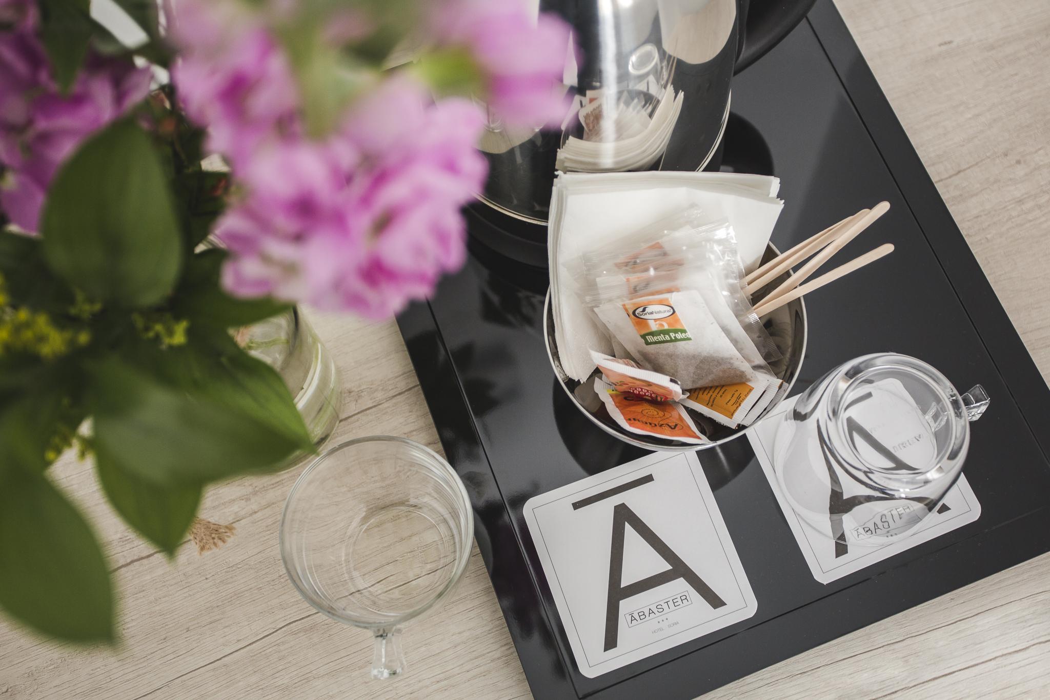 Dwo Abaster Hotel โซรีอา ภายนอก รูปภาพ